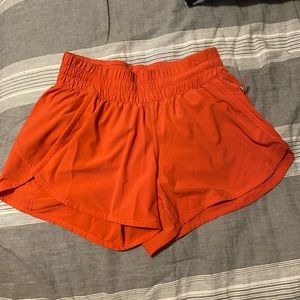 Lululemon Tracker Shorts 4”